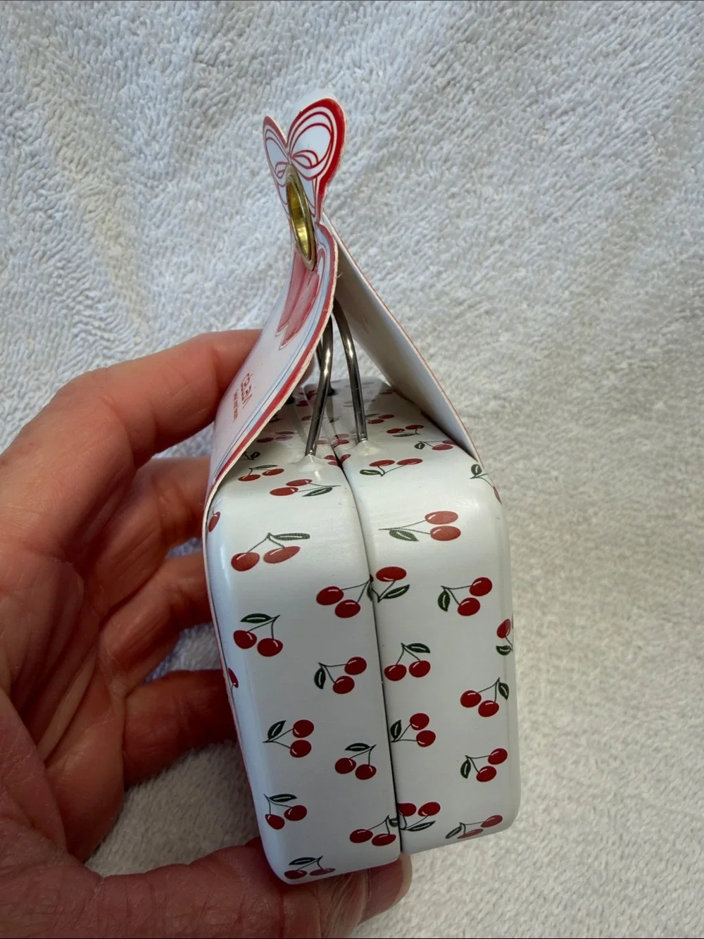 🌻5 for $30🌻 Celavi Fresh Cherries Mini Tweezers in Cherry Tin